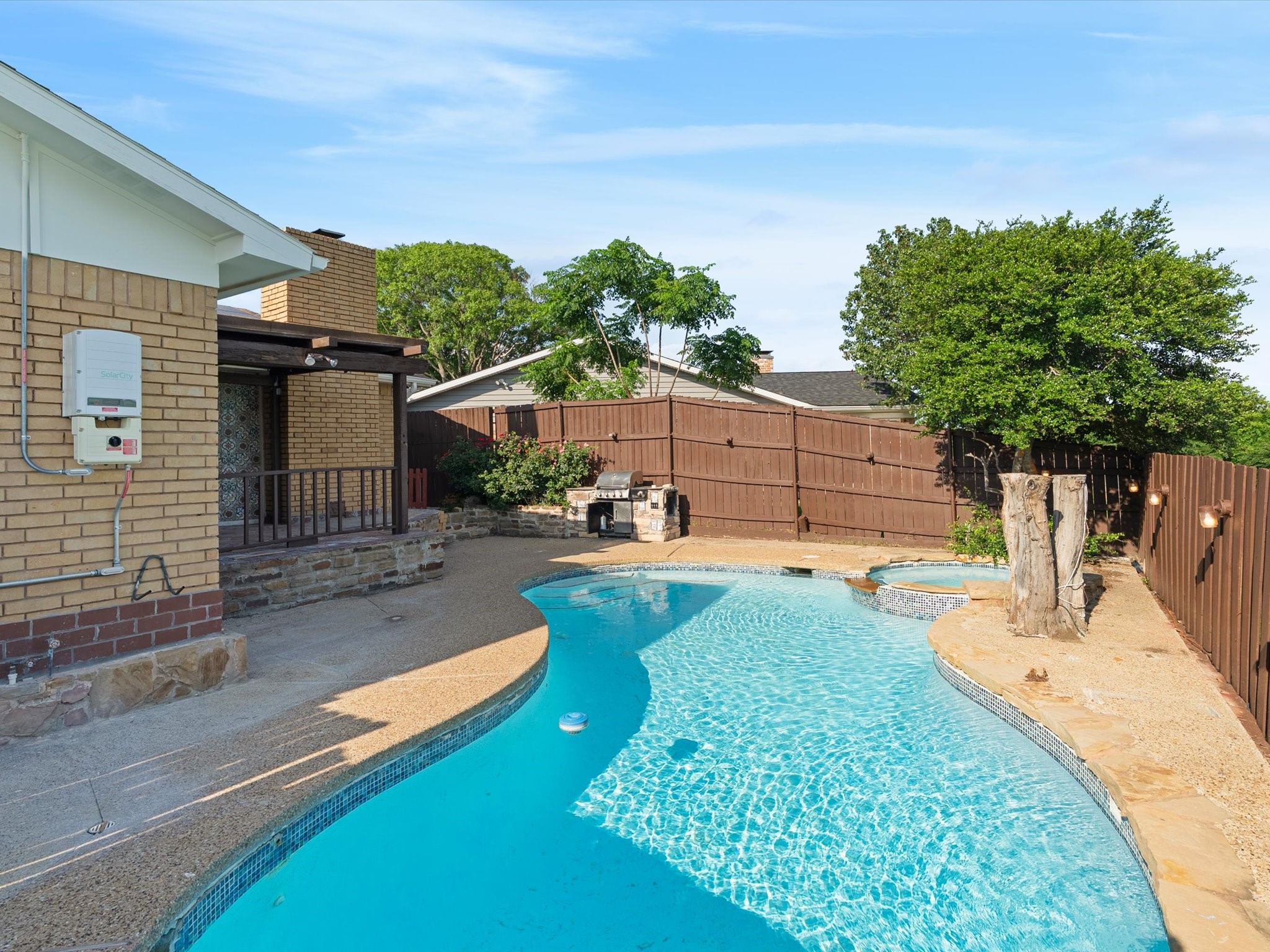 1952 Rambling Ridge Lane Carrollton TX 75007