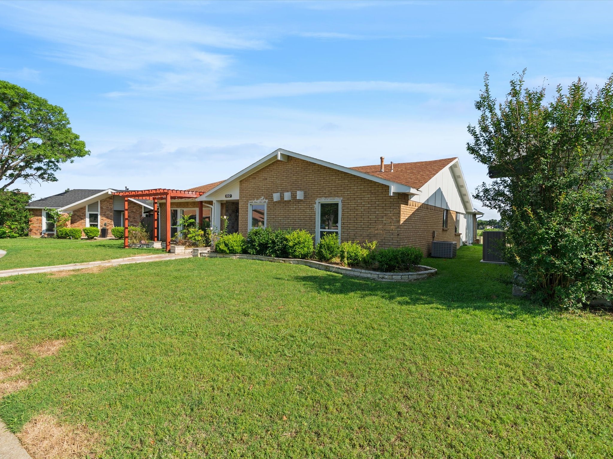 1952 Rambling Ridge Lane Carrollton TX 75007