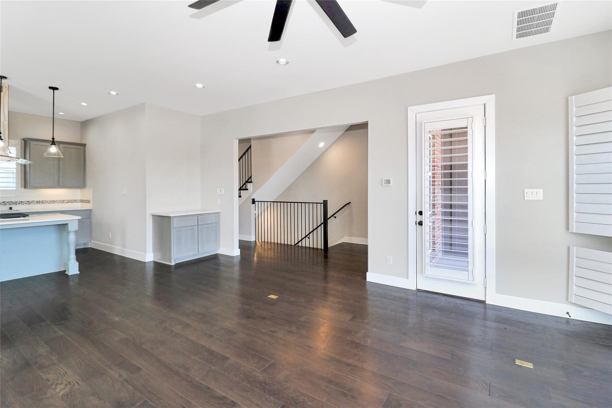 2601 La Altura Lane Dallas TX 75212