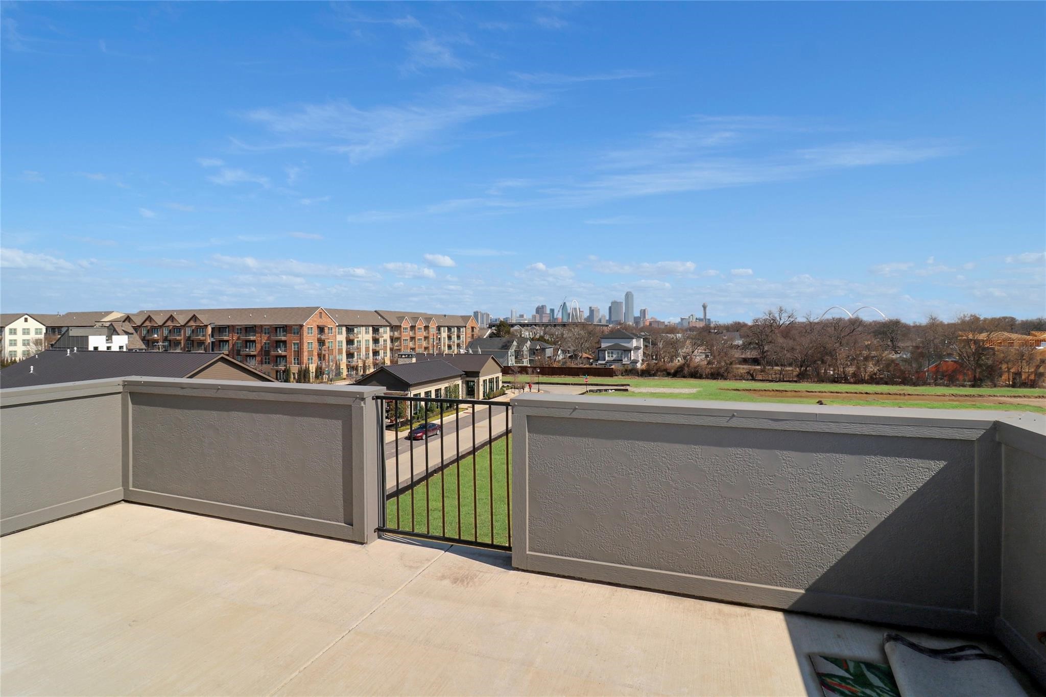 2601 La Altura Lane Dallas TX 75212