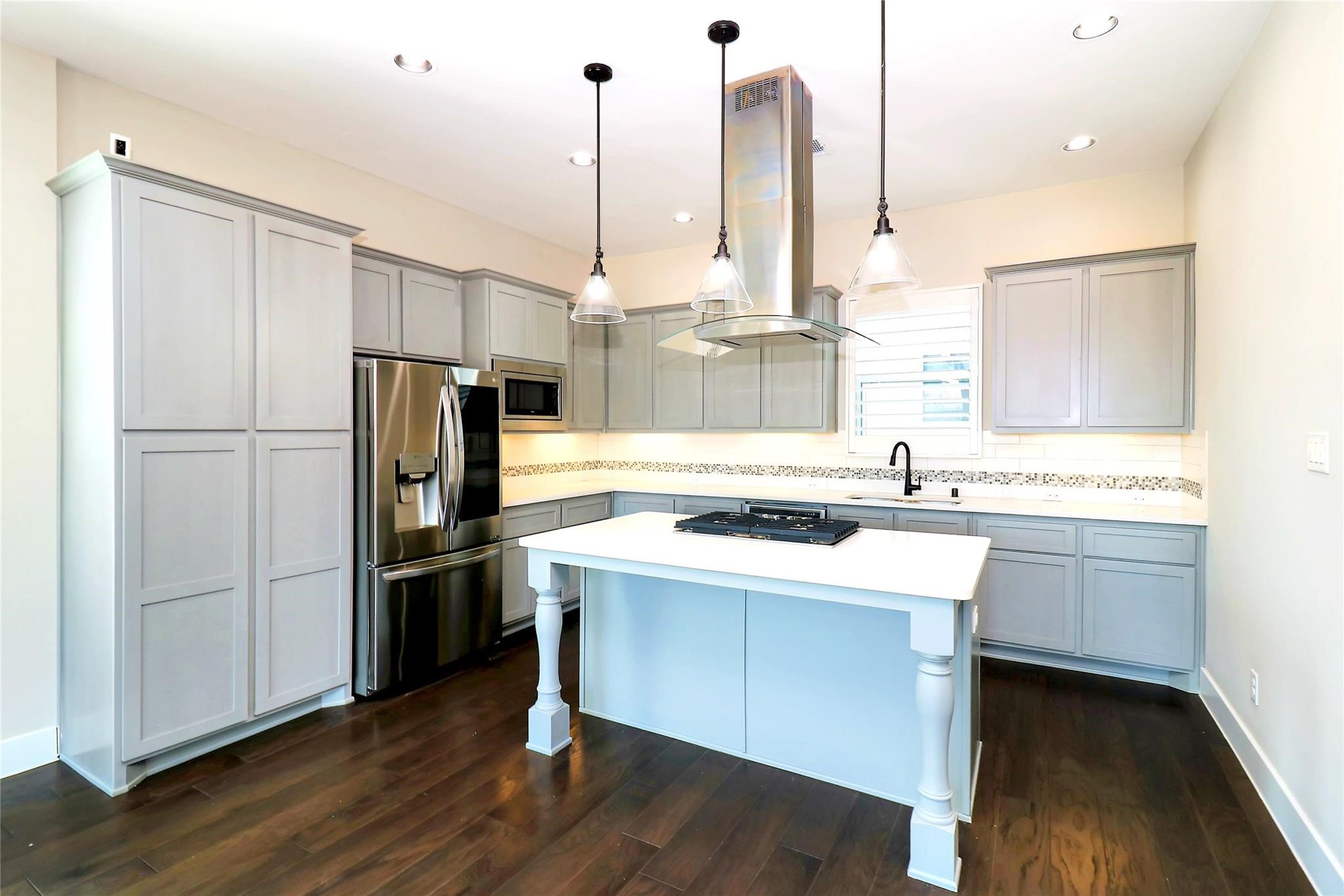 2601 La Altura Lane Dallas TX 75212
