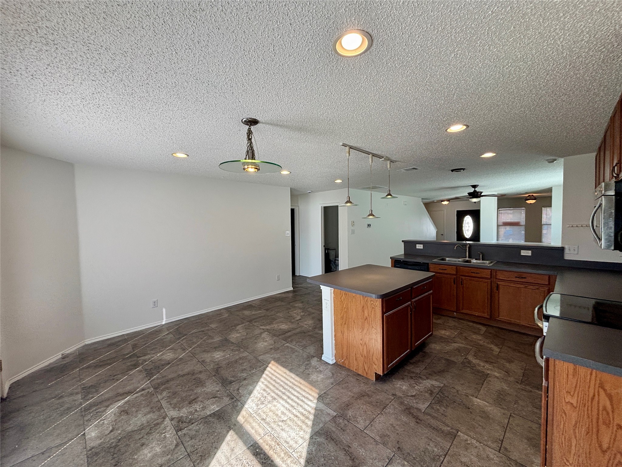653 Condor Trail Saginaw TX 76131