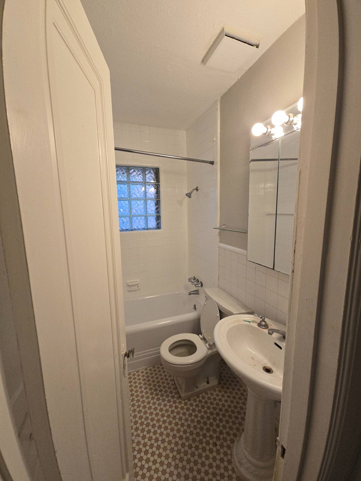 4000 Hawthorne Avenue Dallas TX 75219