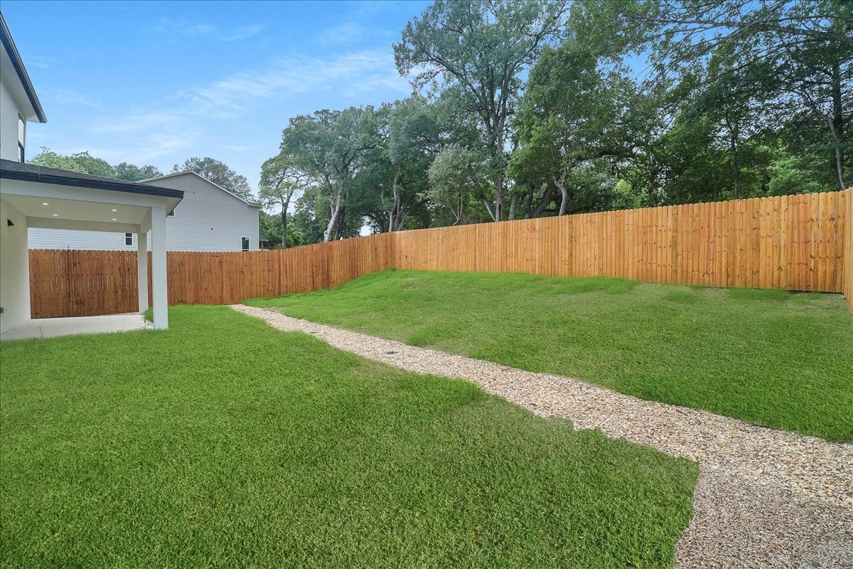 2343 Fatima Avenue Dallas TX 75241