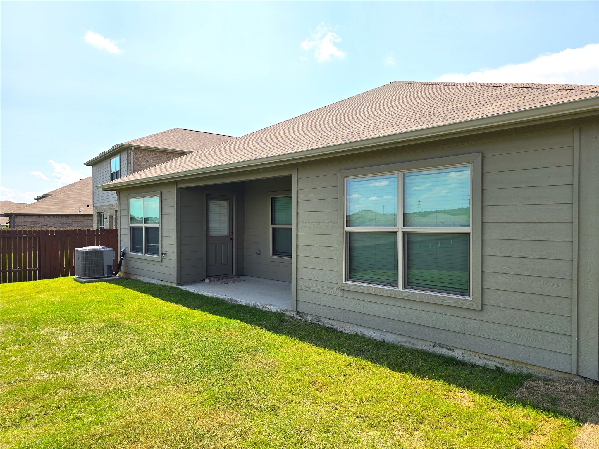 223 Drifter Drive Newark TX 76071