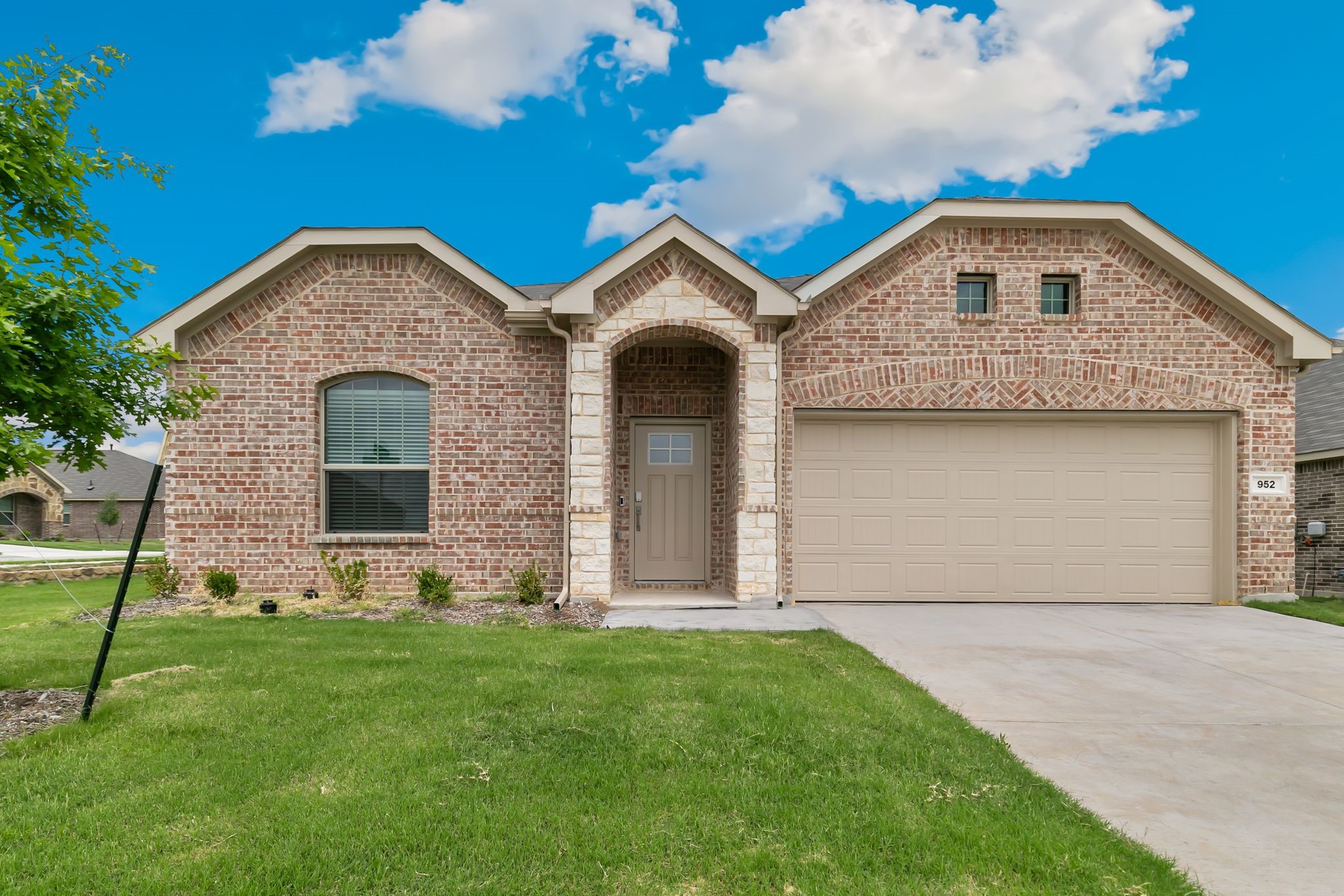 952 Dustwood Drive Fort Worth TX 76052