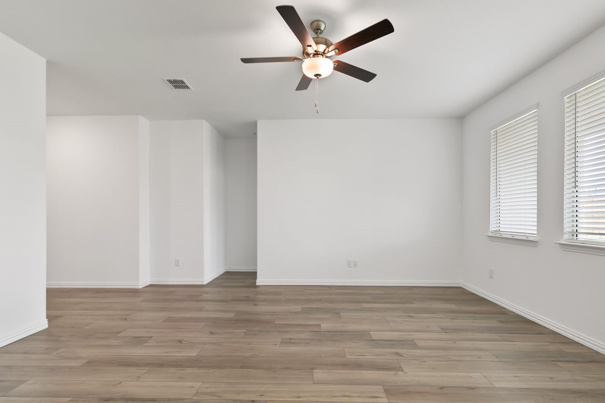 952 Dustwood Drive Fort Worth TX 76052