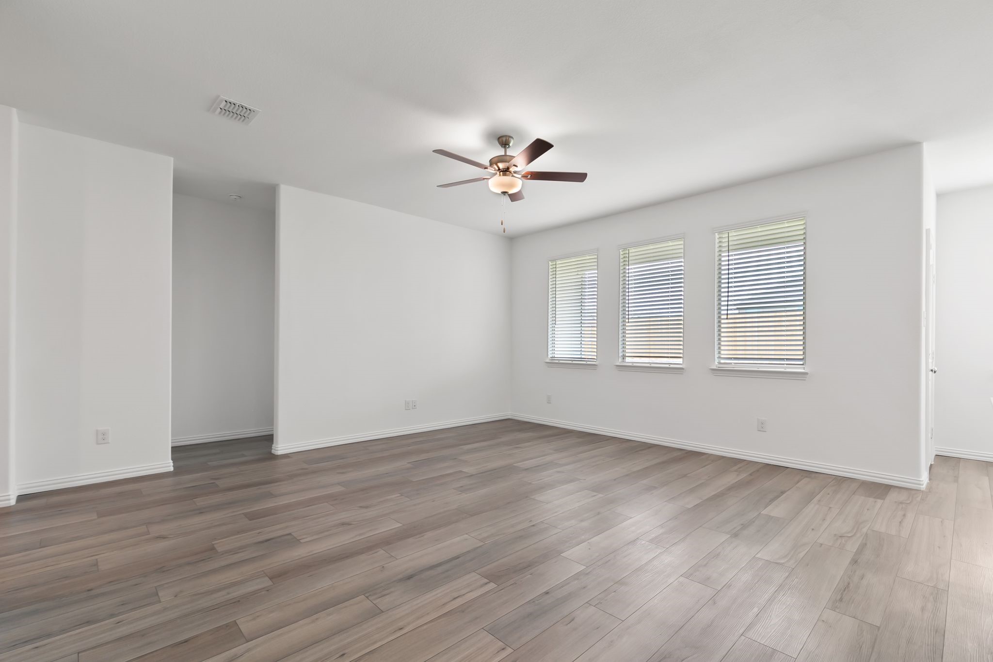 952 Dustwood Drive Fort Worth TX 76052