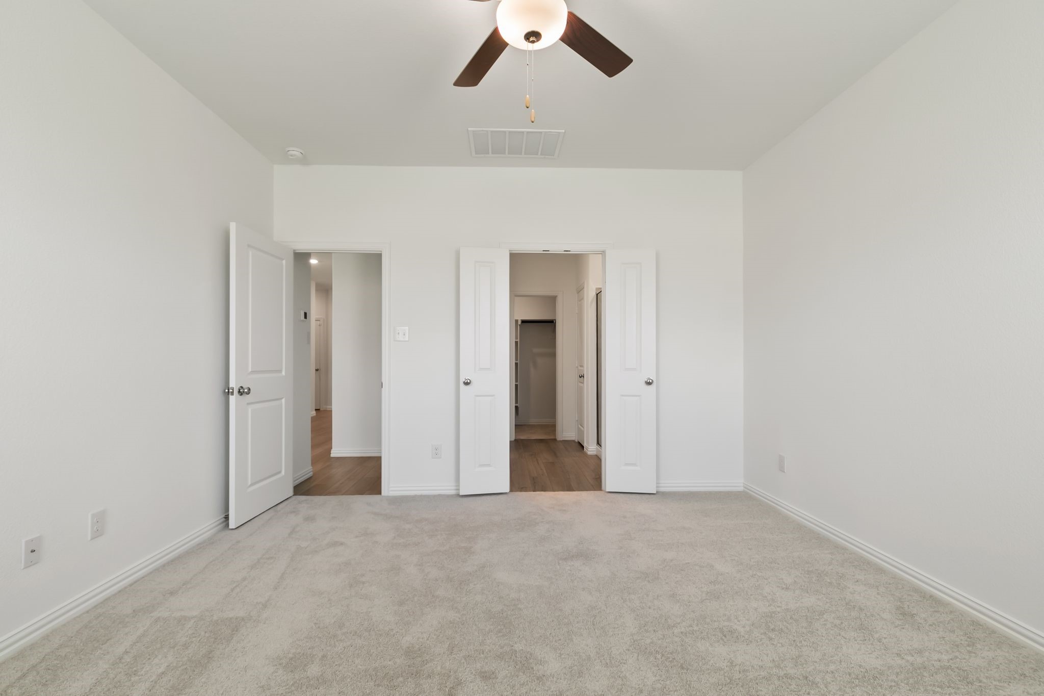 952 Dustwood Drive Fort Worth TX 76052