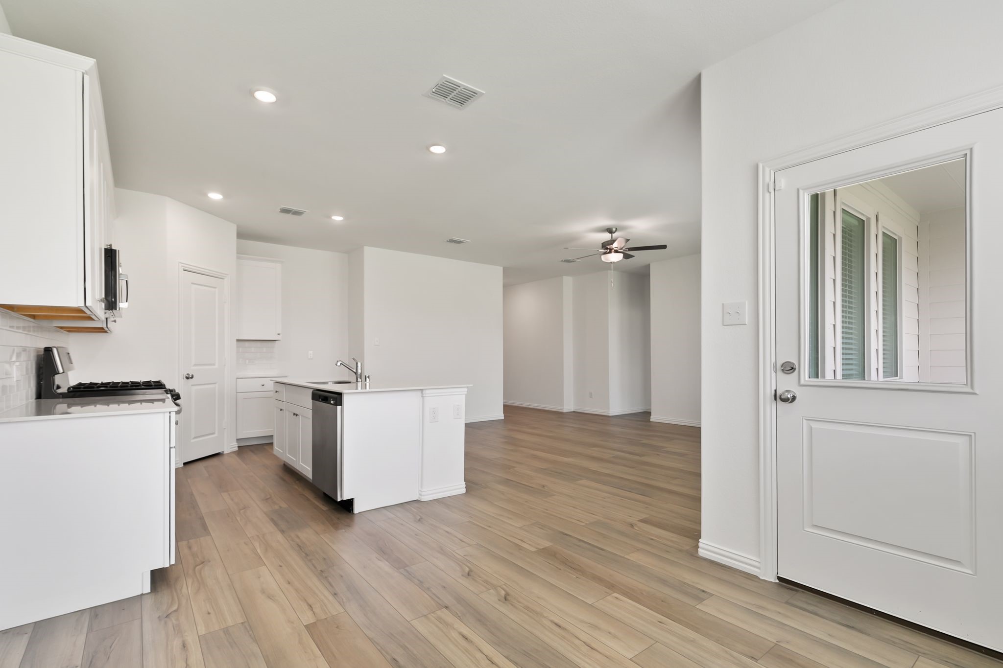 952 Dustwood Drive Fort Worth TX 76052
