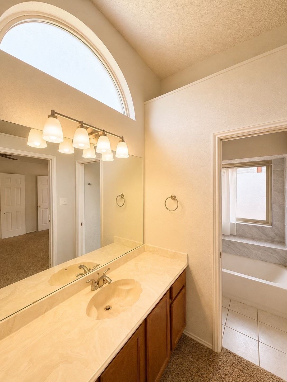 4806 Shadyway Drive Arlington TX 76018