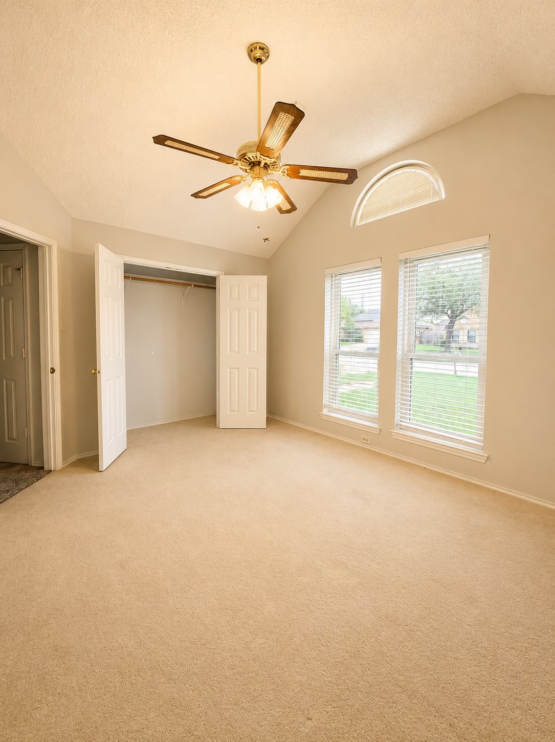 4806 Shadyway Drive Arlington TX 76018