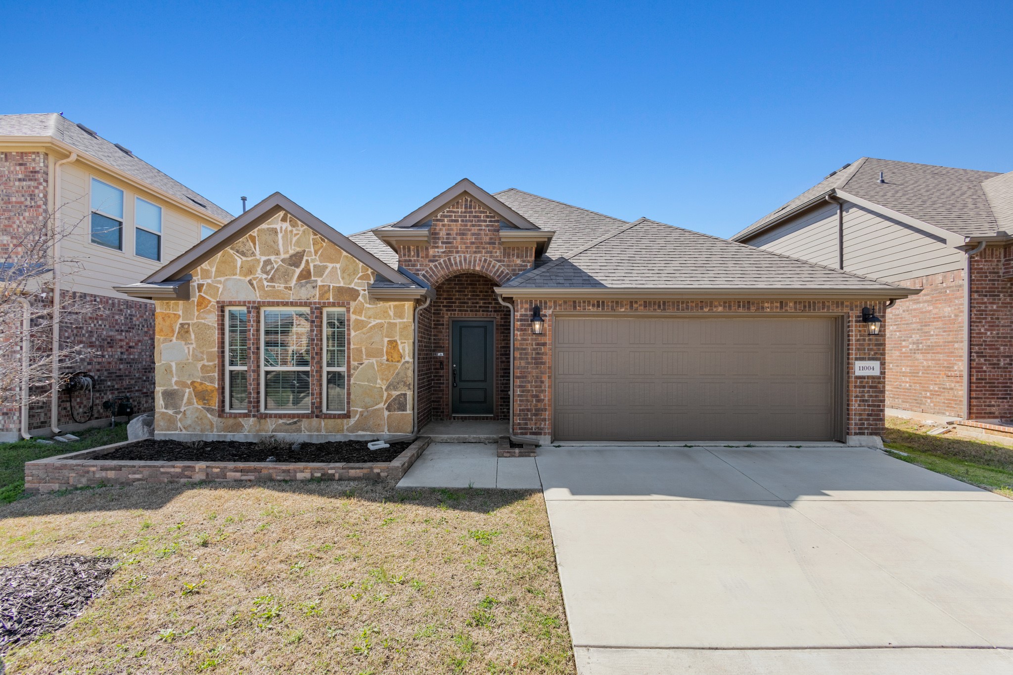 11004 Blaze Aubrey TX 76227