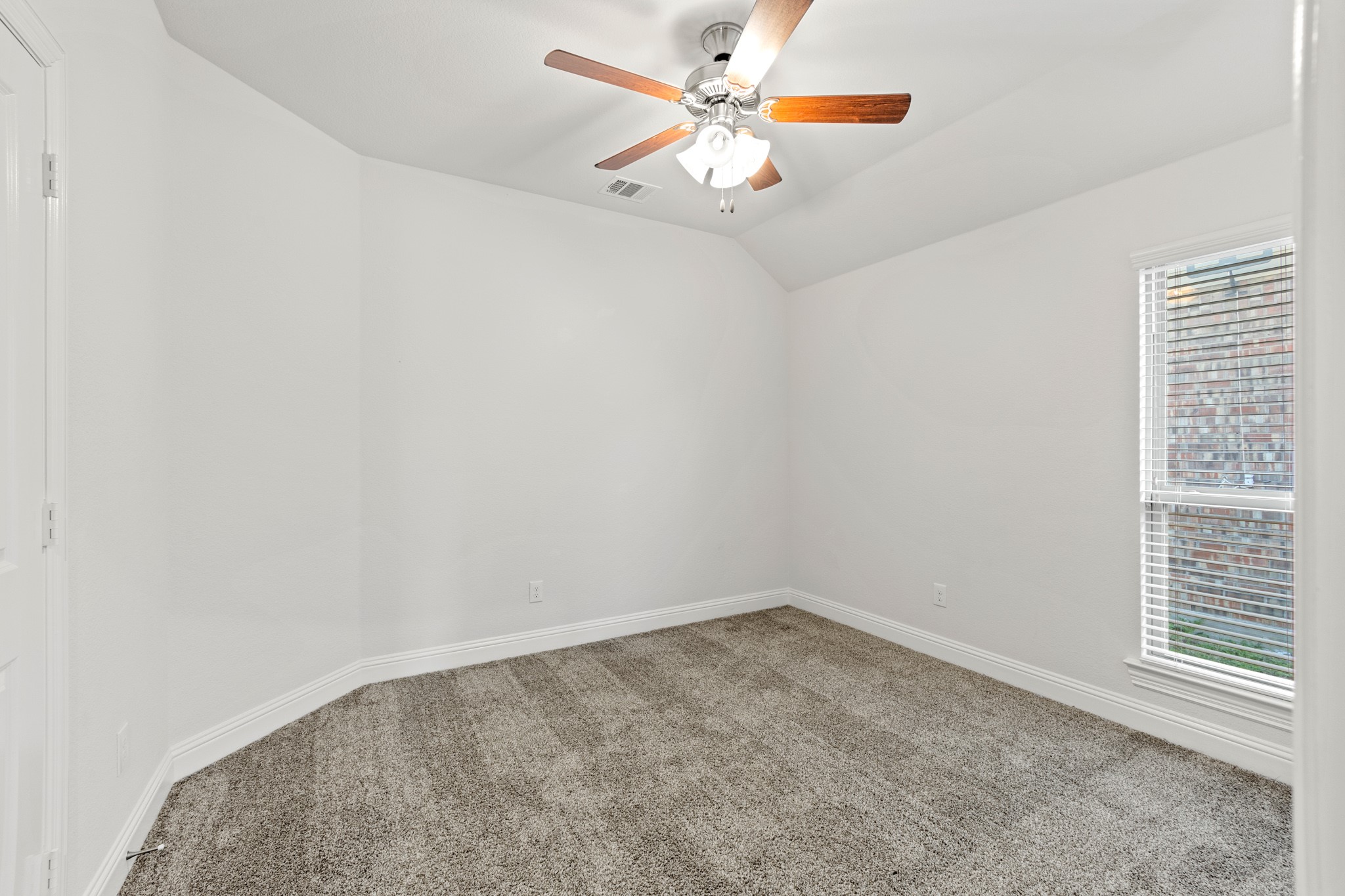 11004 Blaze Aubrey TX 76227