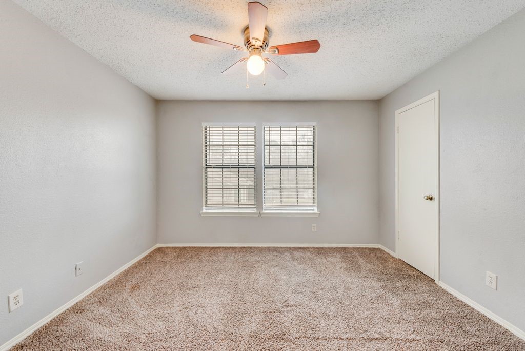 600 Grand Avenue Arlington TX 76010