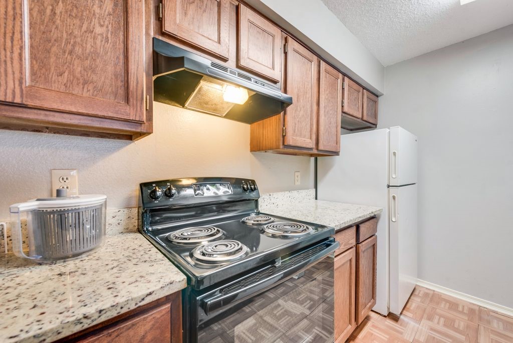 600 Grand Avenue Arlington TX 76010