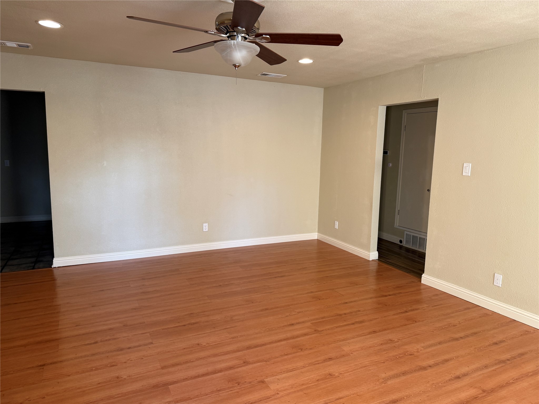 13638 Pyramid Drive Farmers Branch TX 75234