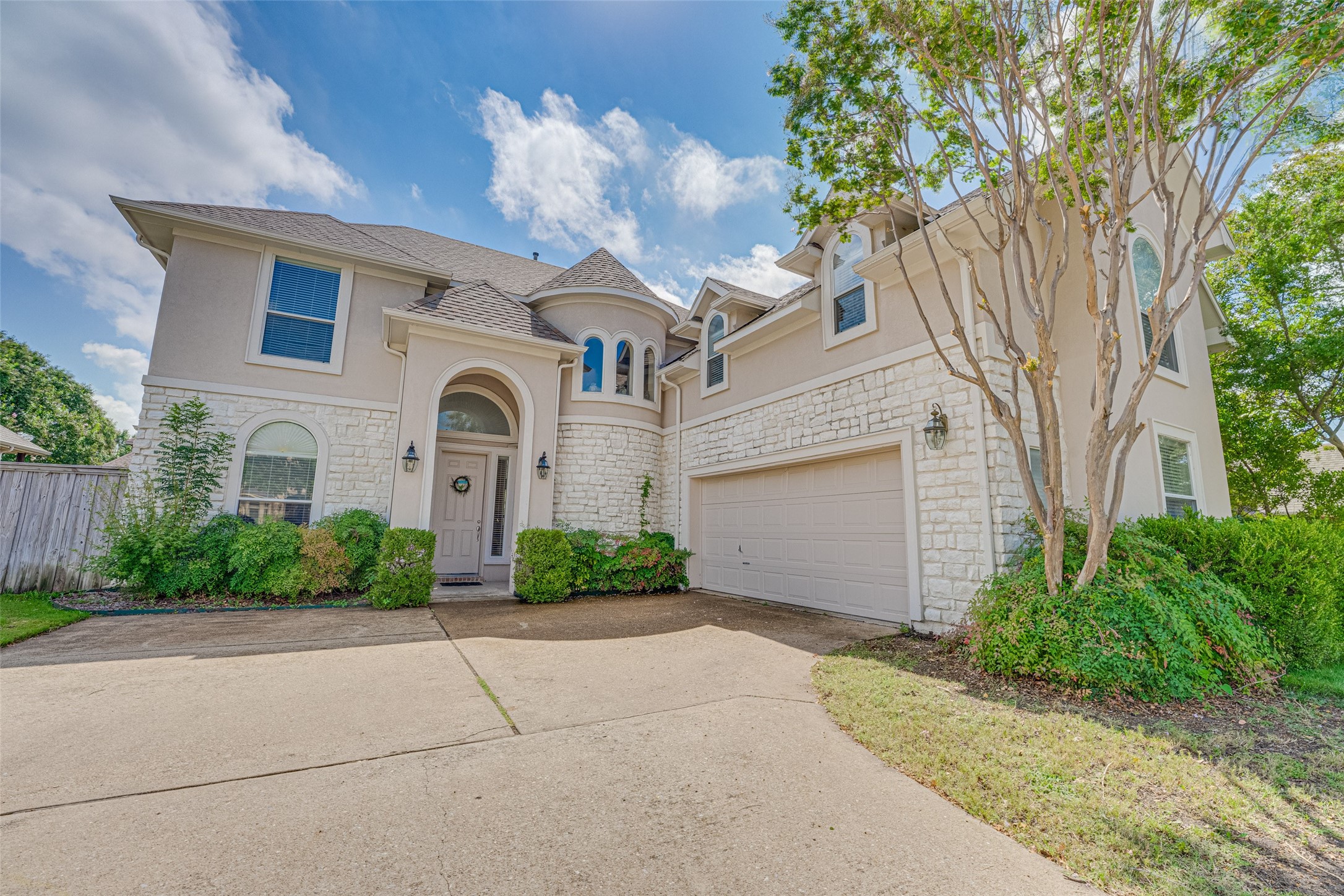 14 Center Court Heath TX 75032