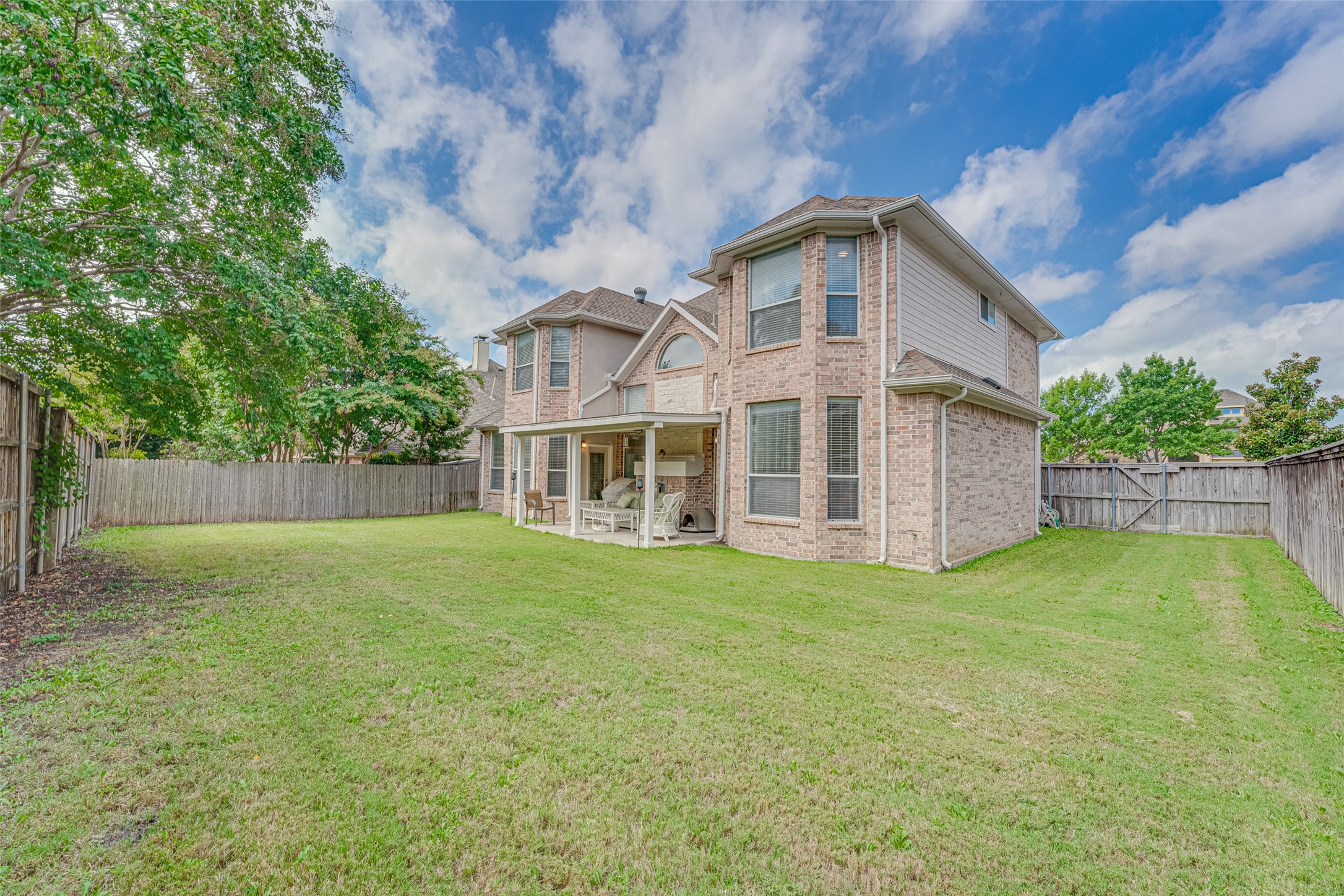 14 Center Court Heath TX 75032