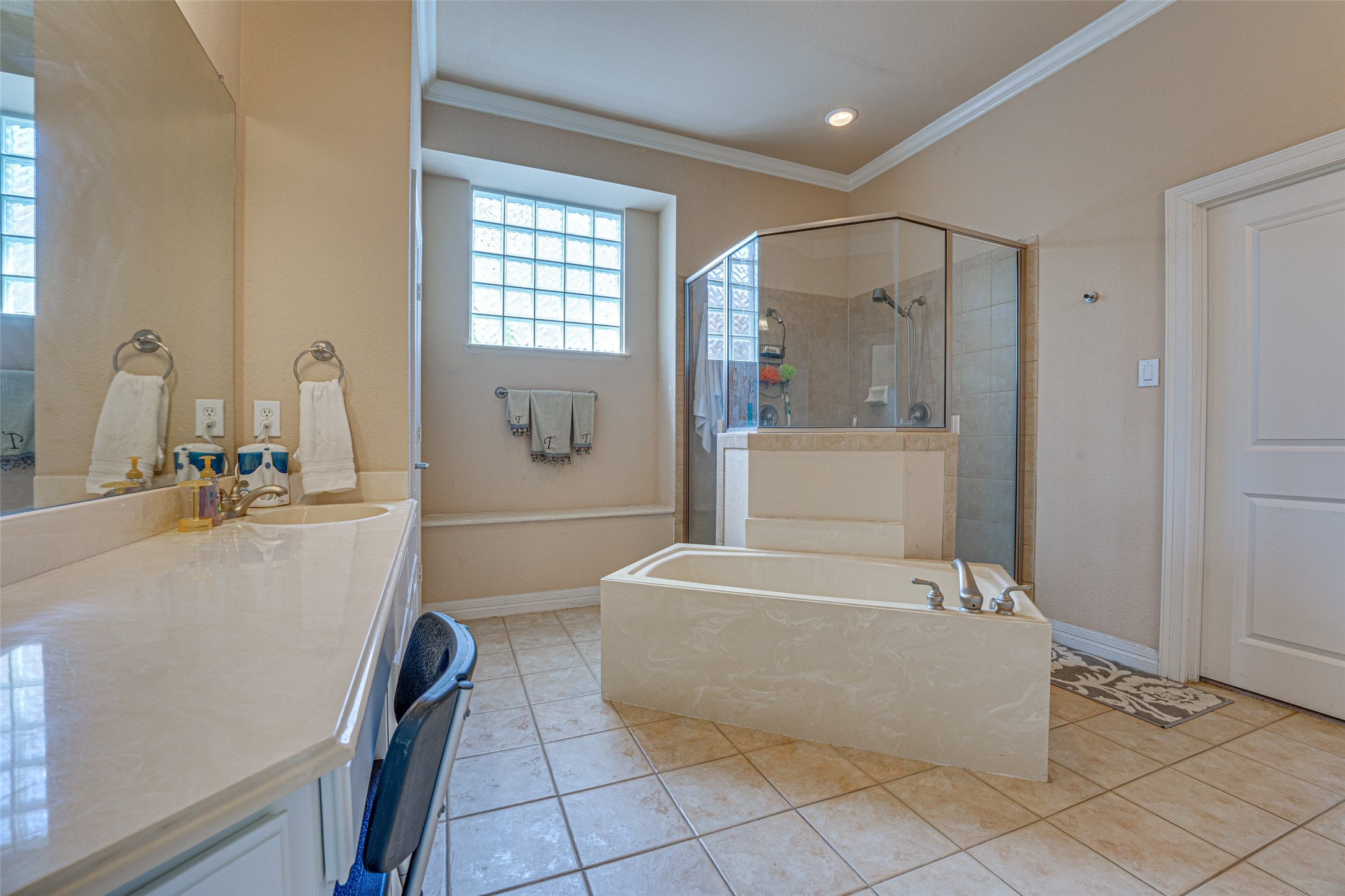 14 Center Court Heath TX 75032
