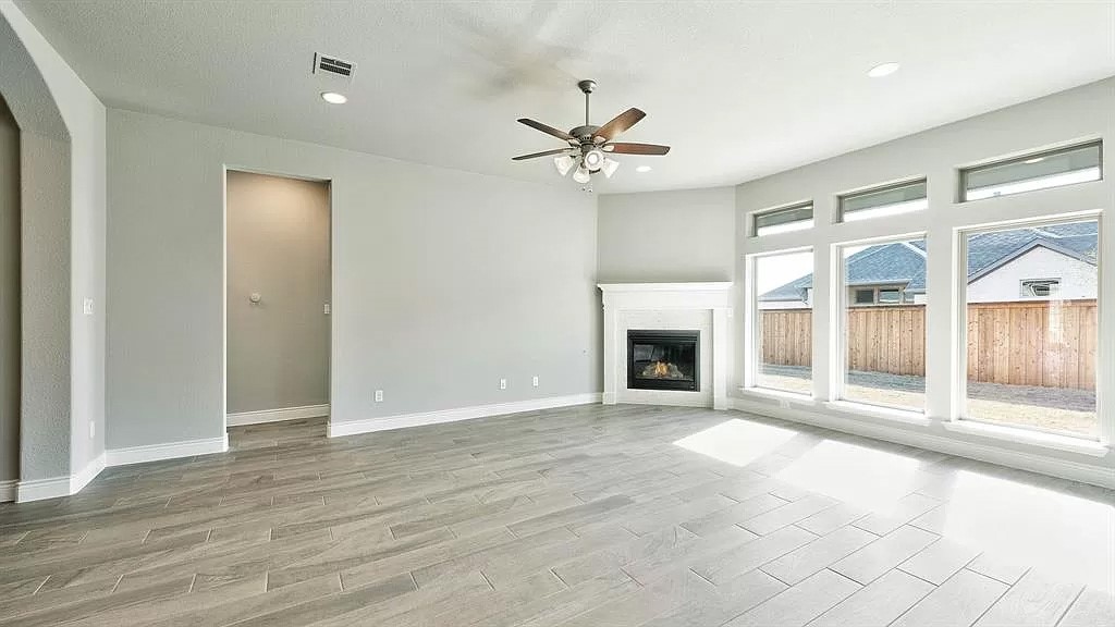 333 Cowling Drive Little Elm TX 75068