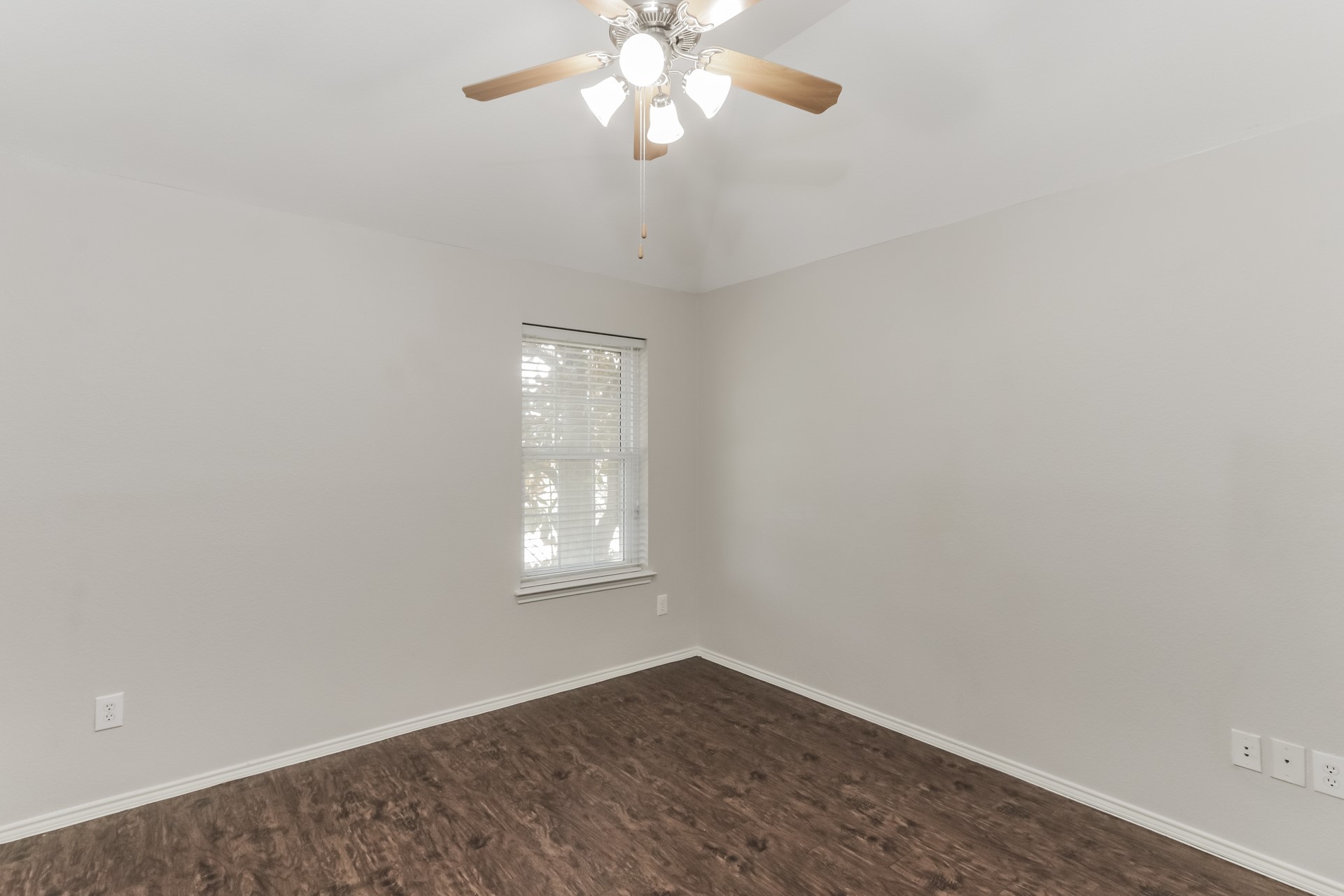 631 Magnolia Lane Glenn Heights TX 75154