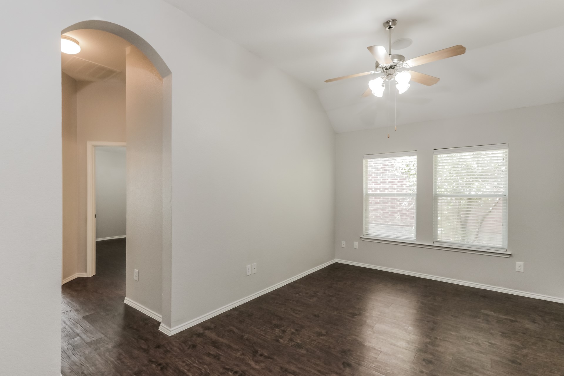 631 Magnolia Lane Glenn Heights TX 75154