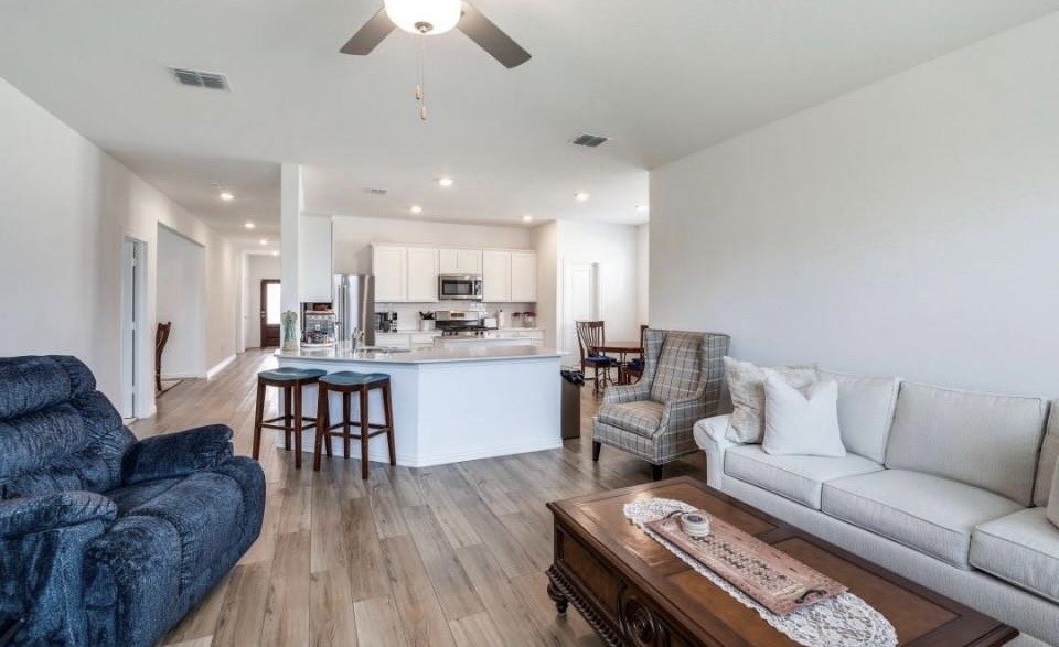 8424 Gray Squirrel Lane Mckinney TX 75071