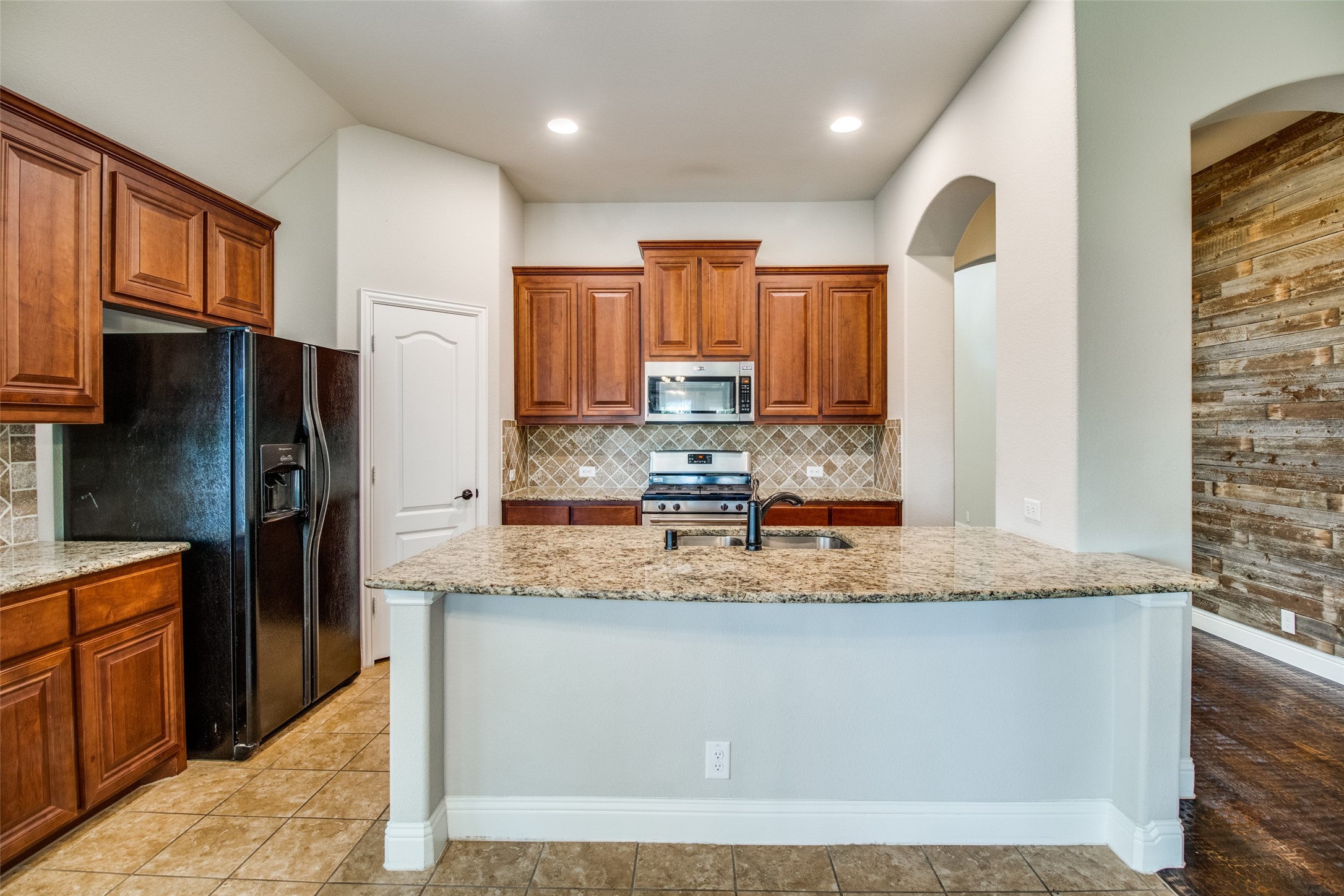 4619 Amesbury Sherman TX 75092