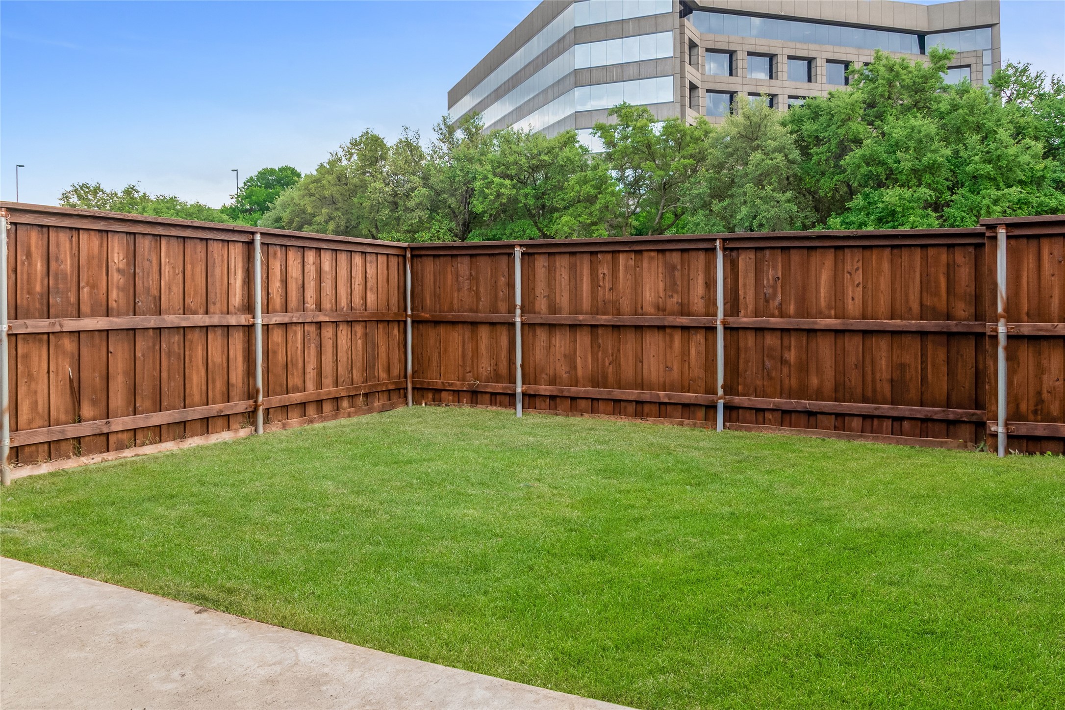 12569 Royal Oaks Lane Farmers Branch TX 75234