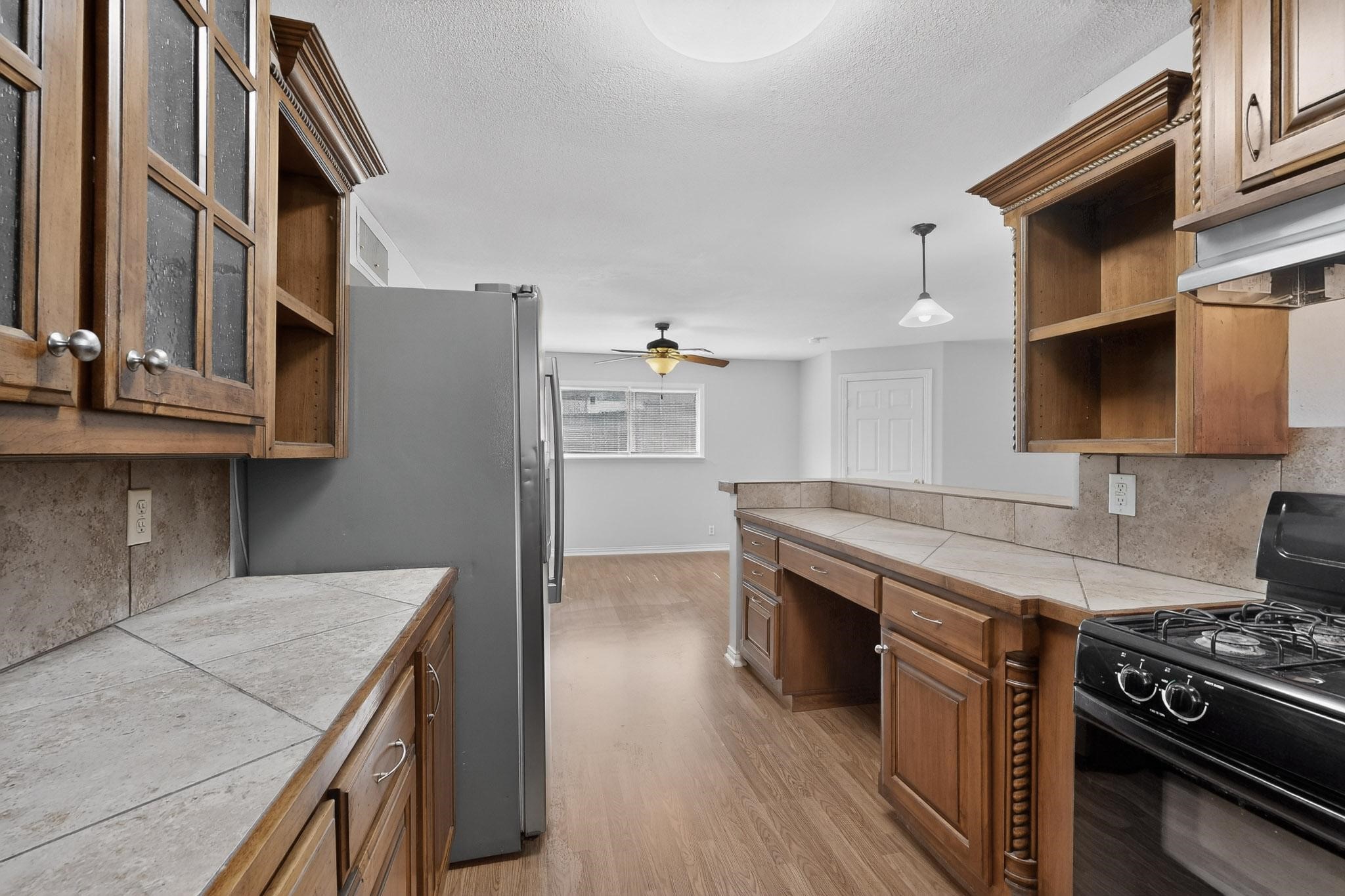 1900 Mimosa Drive Arlington TX 76012