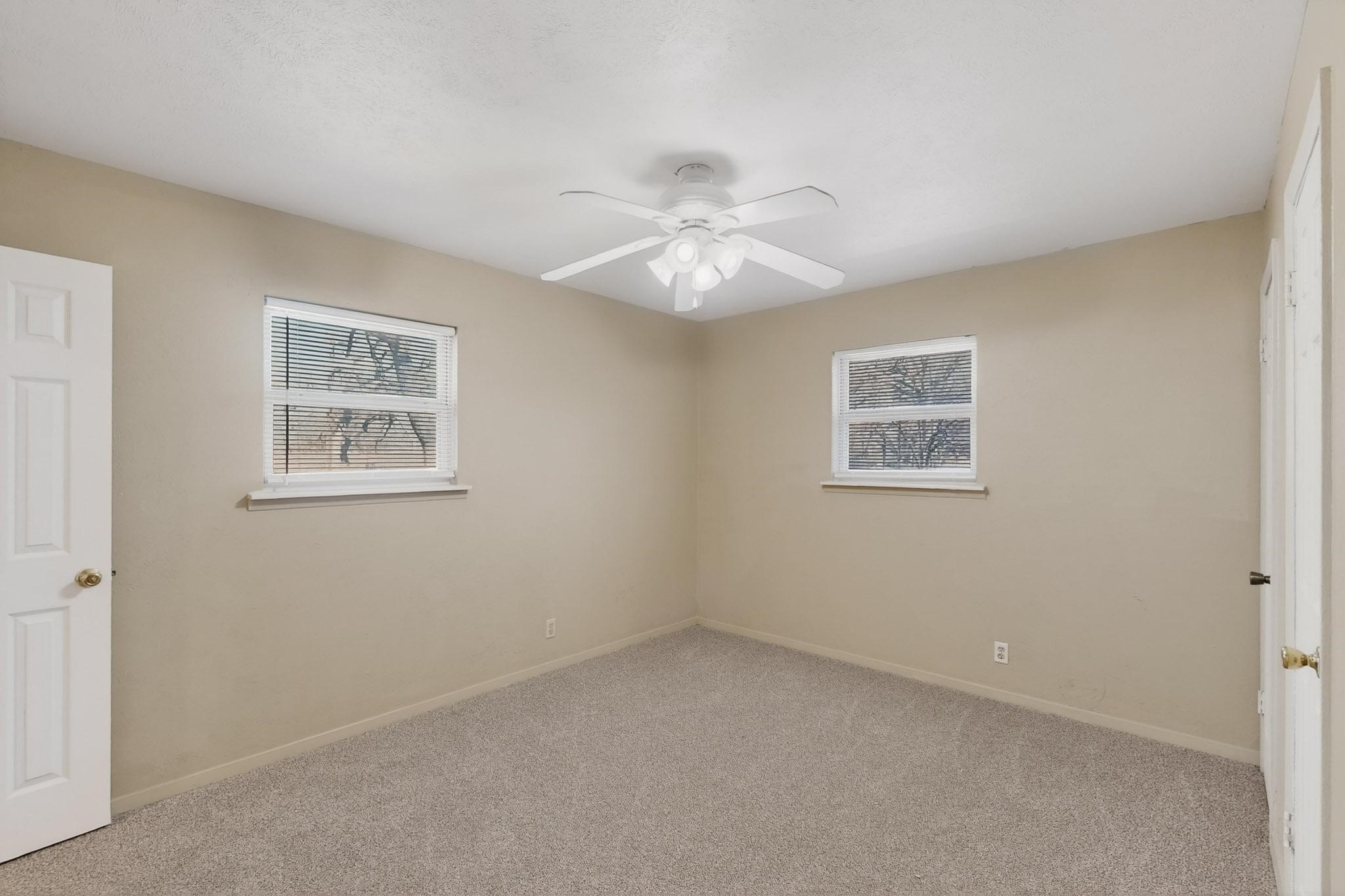 1900 Mimosa Drive Arlington TX 76012