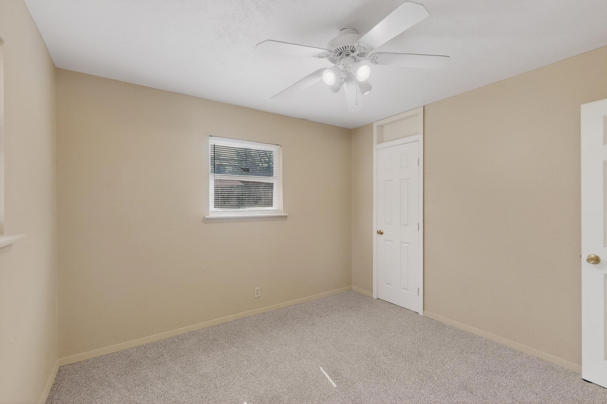 1900 Mimosa Drive Arlington TX 76012