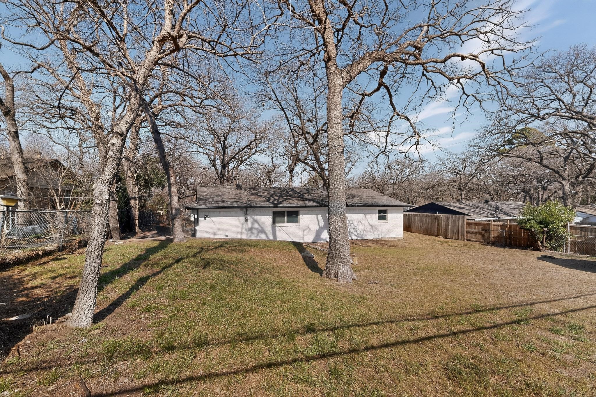 1900 Mimosa Drive Arlington TX 76012