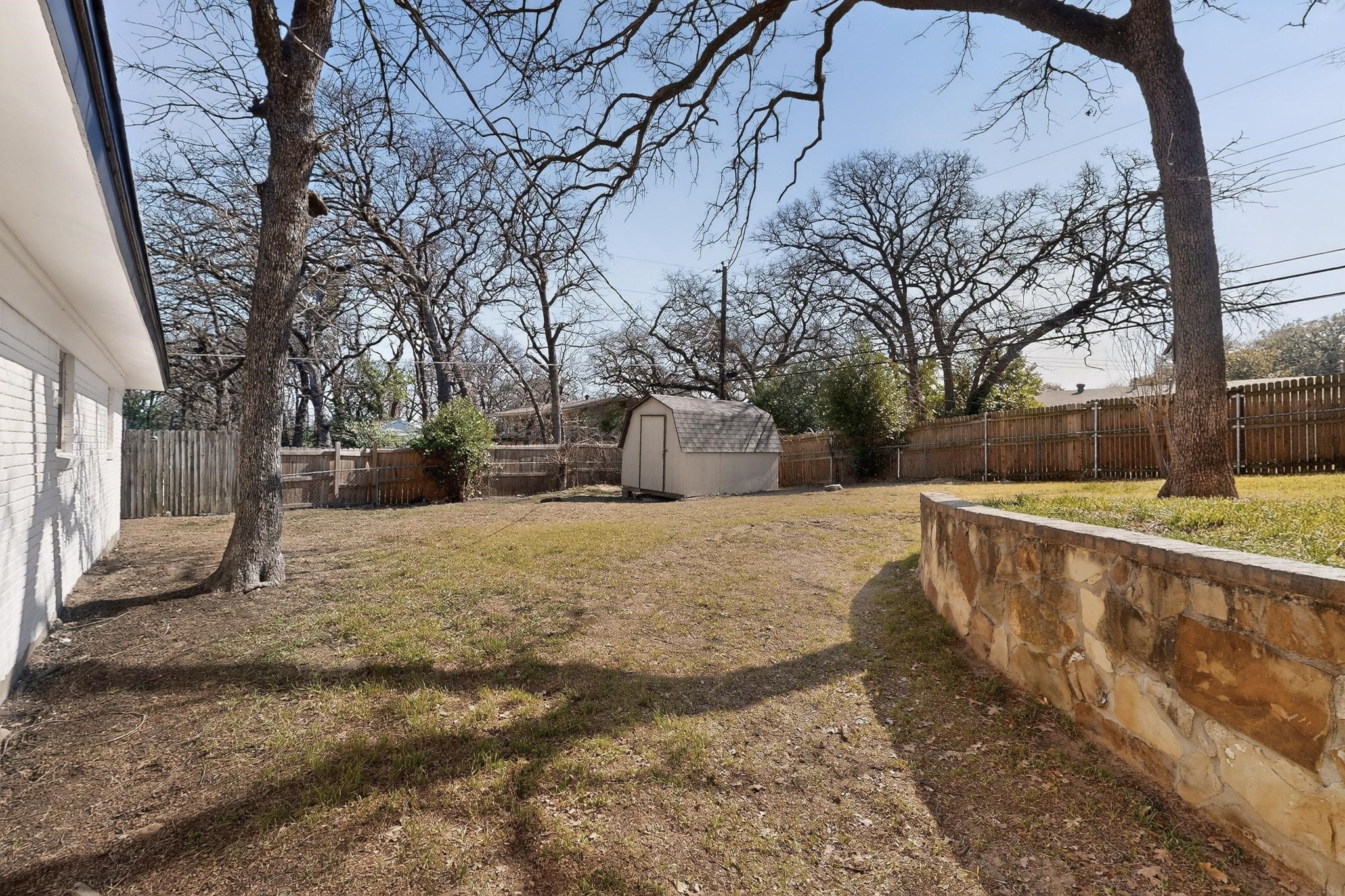 1900 Mimosa Drive Arlington TX 76012