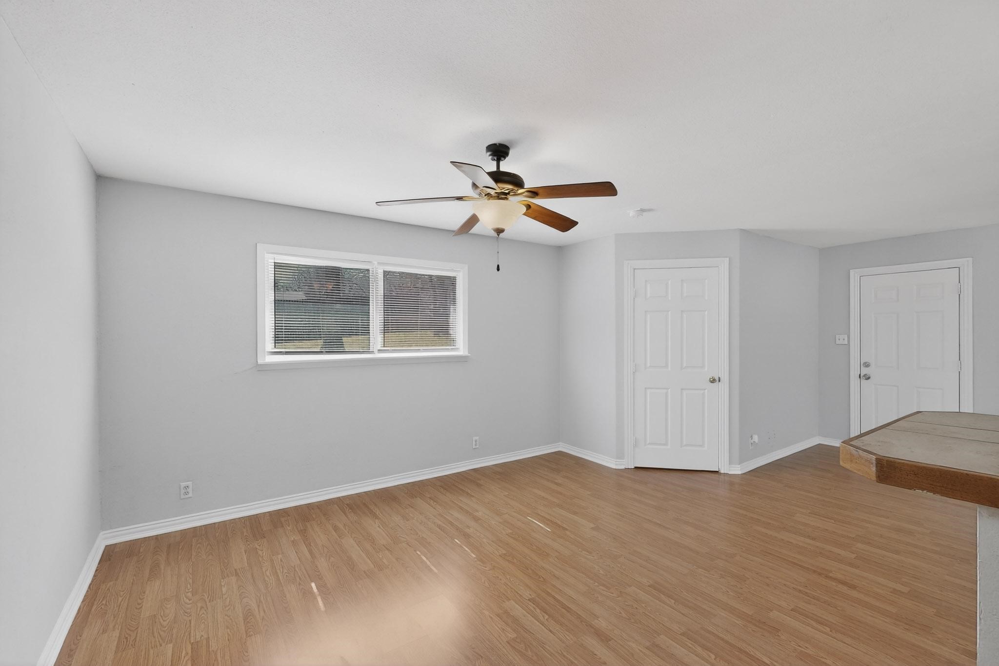 1900 Mimosa Drive Arlington TX 76012