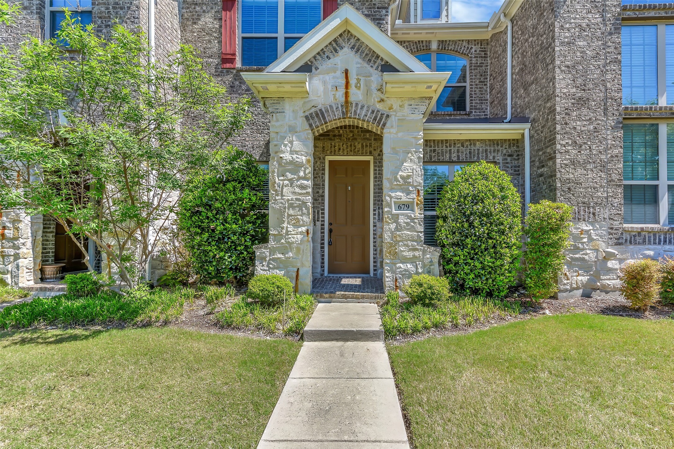 679 Emily Lane Richardson TX 75081
