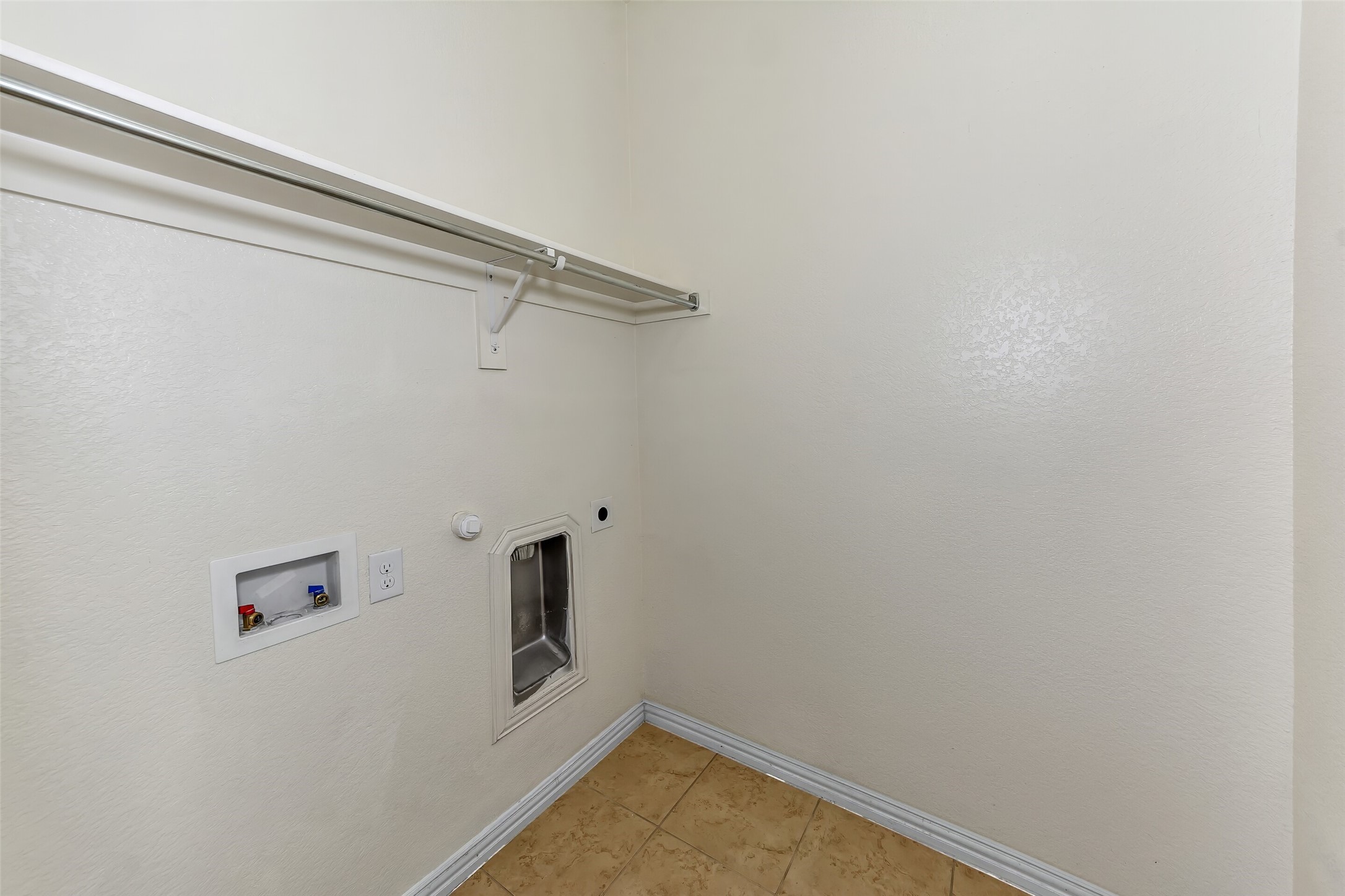 679 Emily Lane Richardson TX 75081