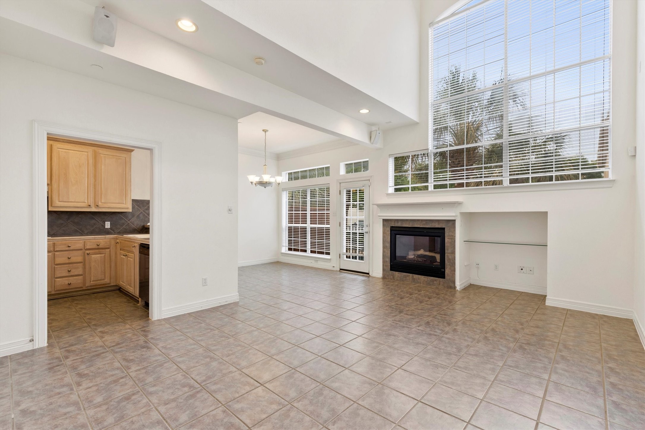 4106 Oberlin Way Addison TX 75001