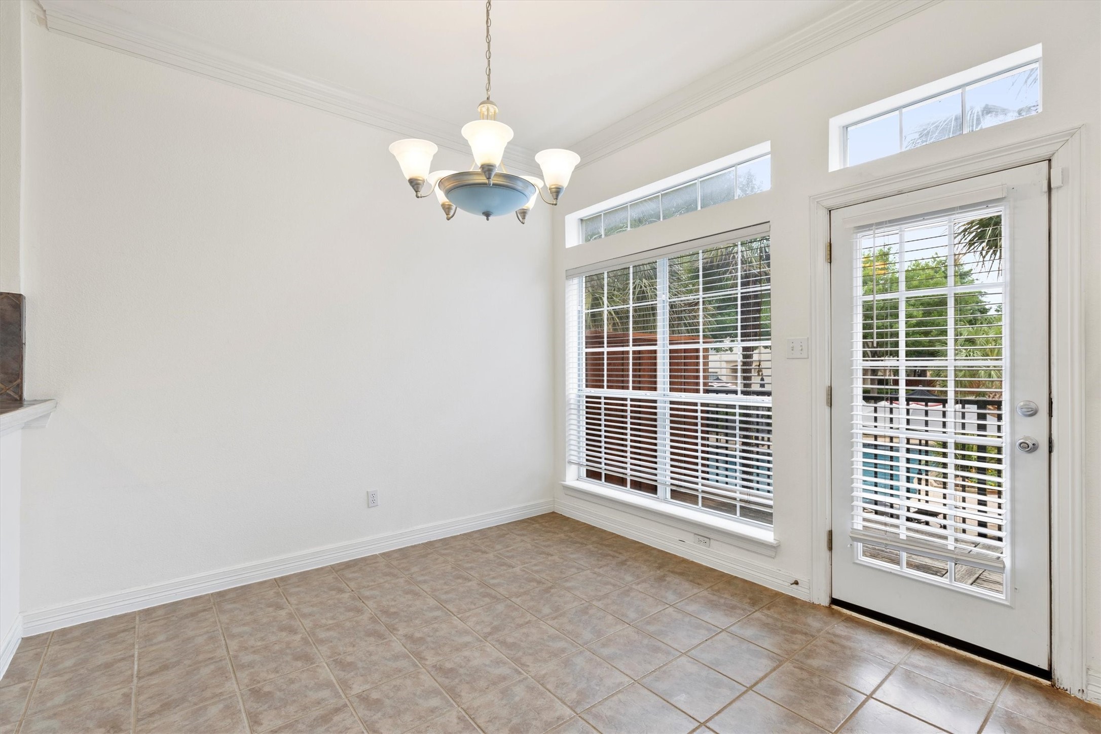 4106 Oberlin Way Addison TX 75001