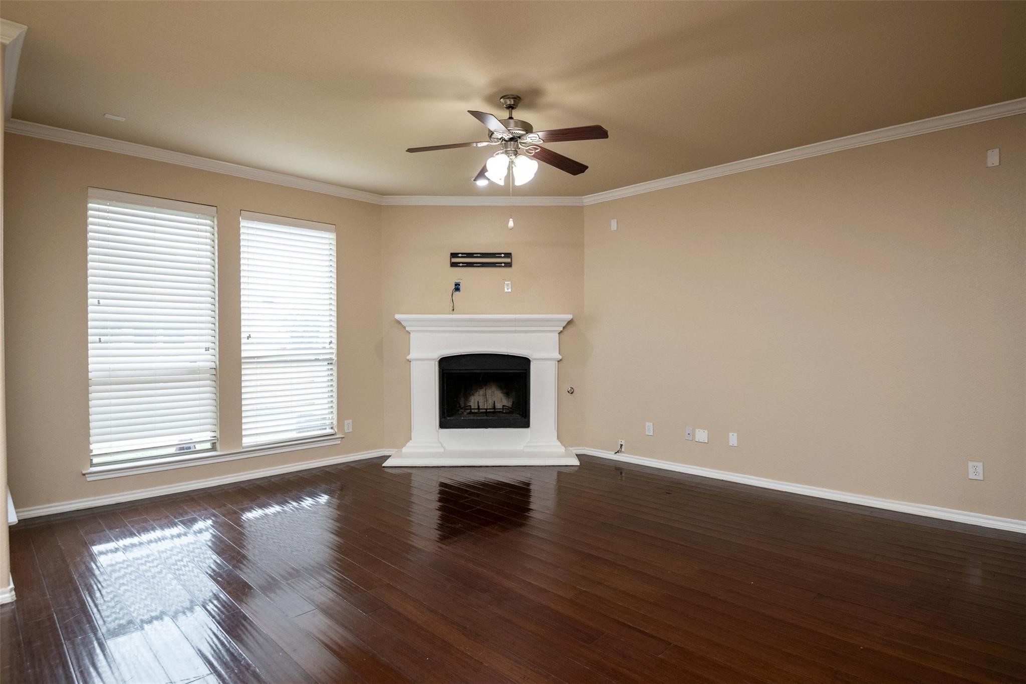 7607 Yearling Way Arlington TX 76002