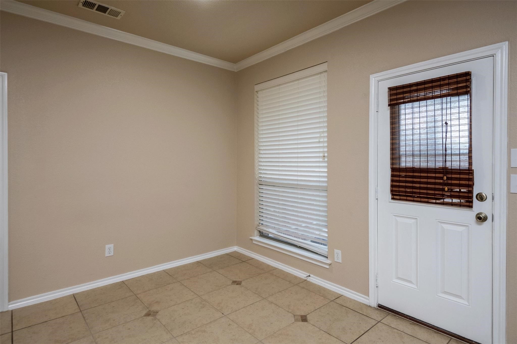 7607 Yearling Way Arlington TX 76002