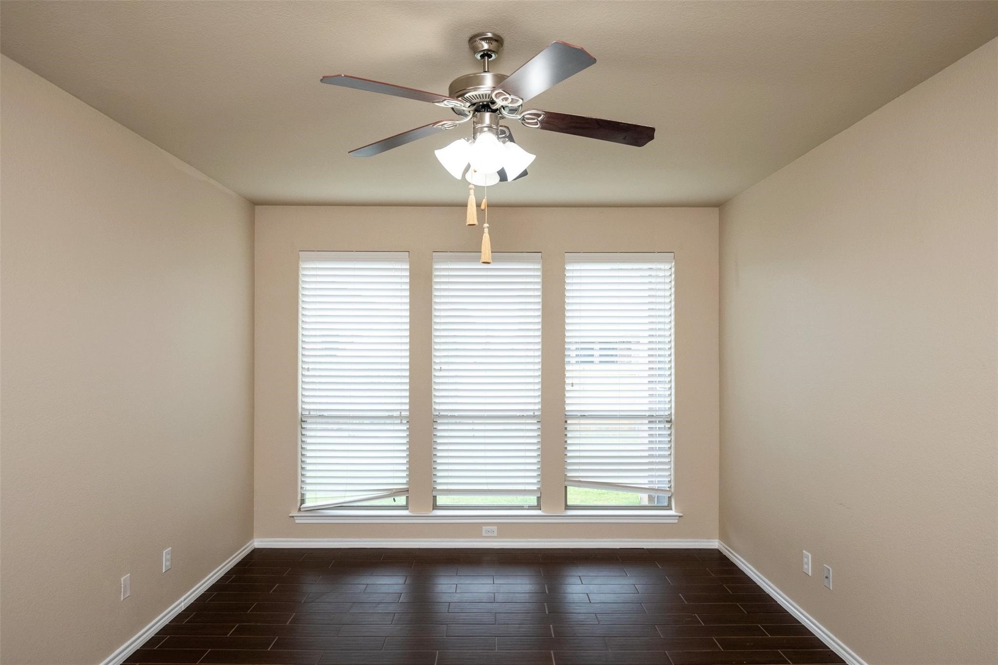 7607 Yearling Way Arlington TX 76002