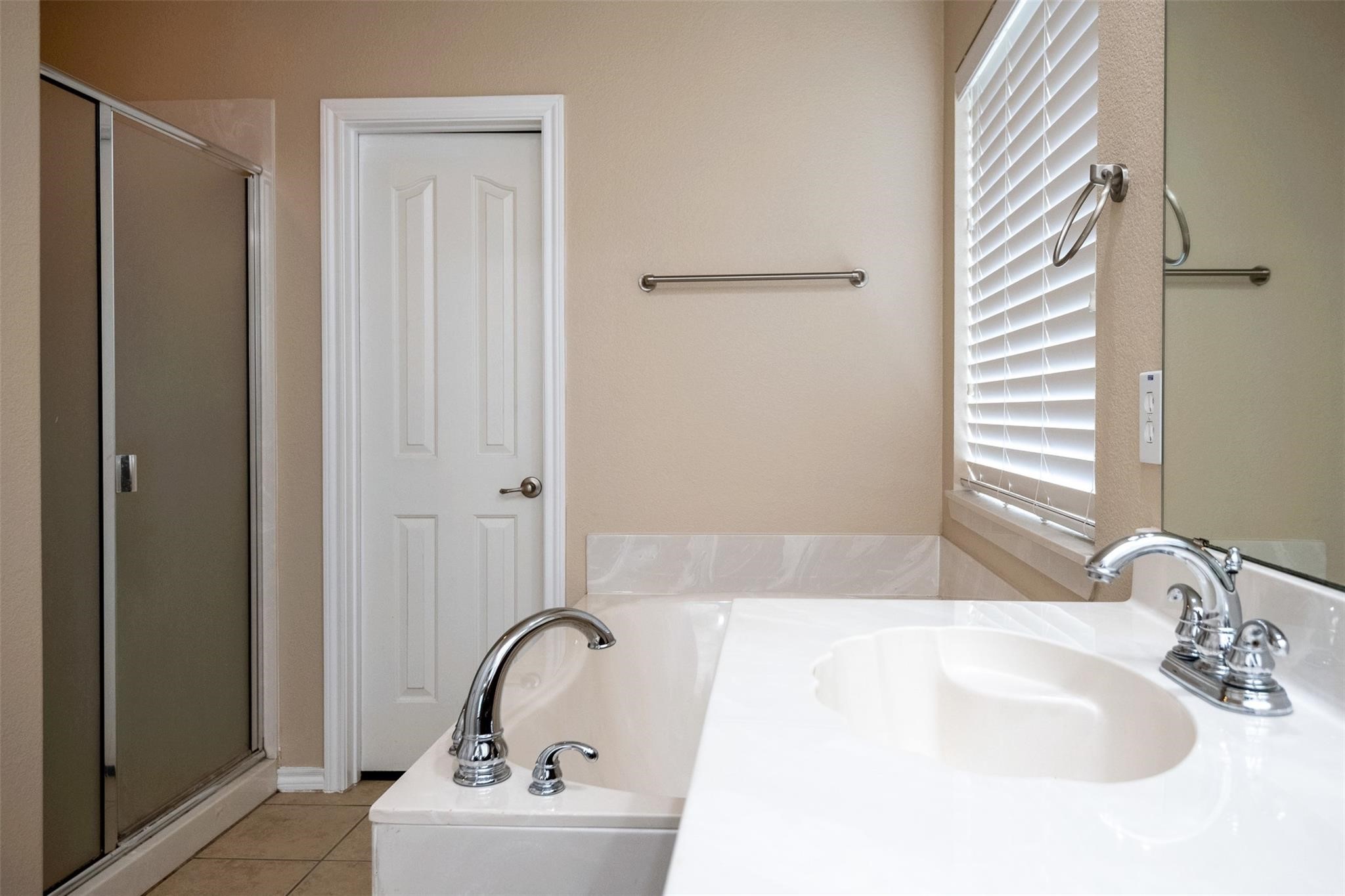7607 Yearling Way Arlington TX 76002
