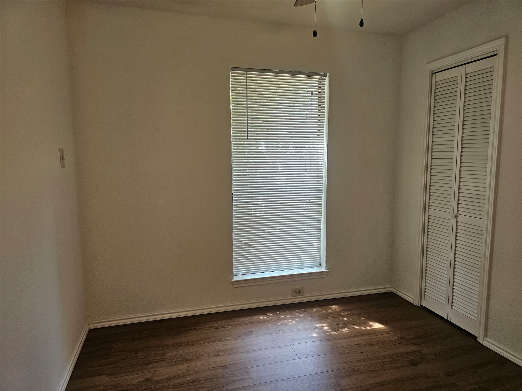200 E Denton Drive Euless TX 76039
