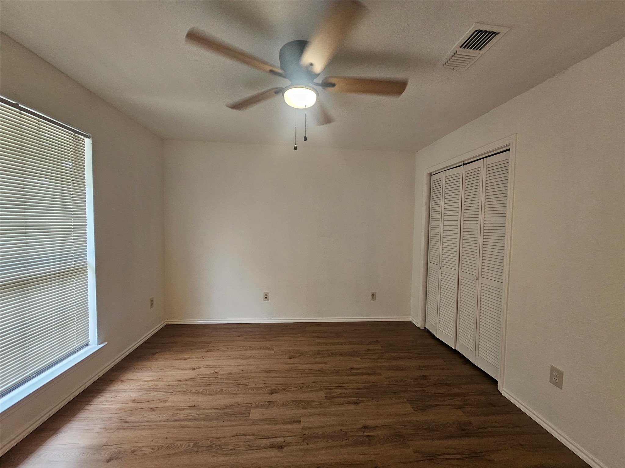 200 E Denton Drive Euless TX 76039