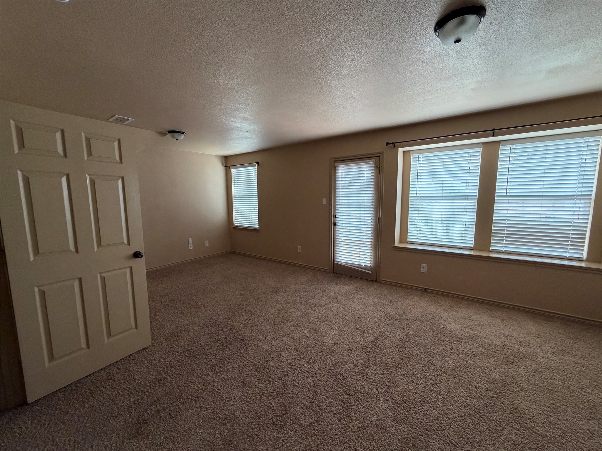 4024 Vista Mar Drive Fort Worth TX 76040