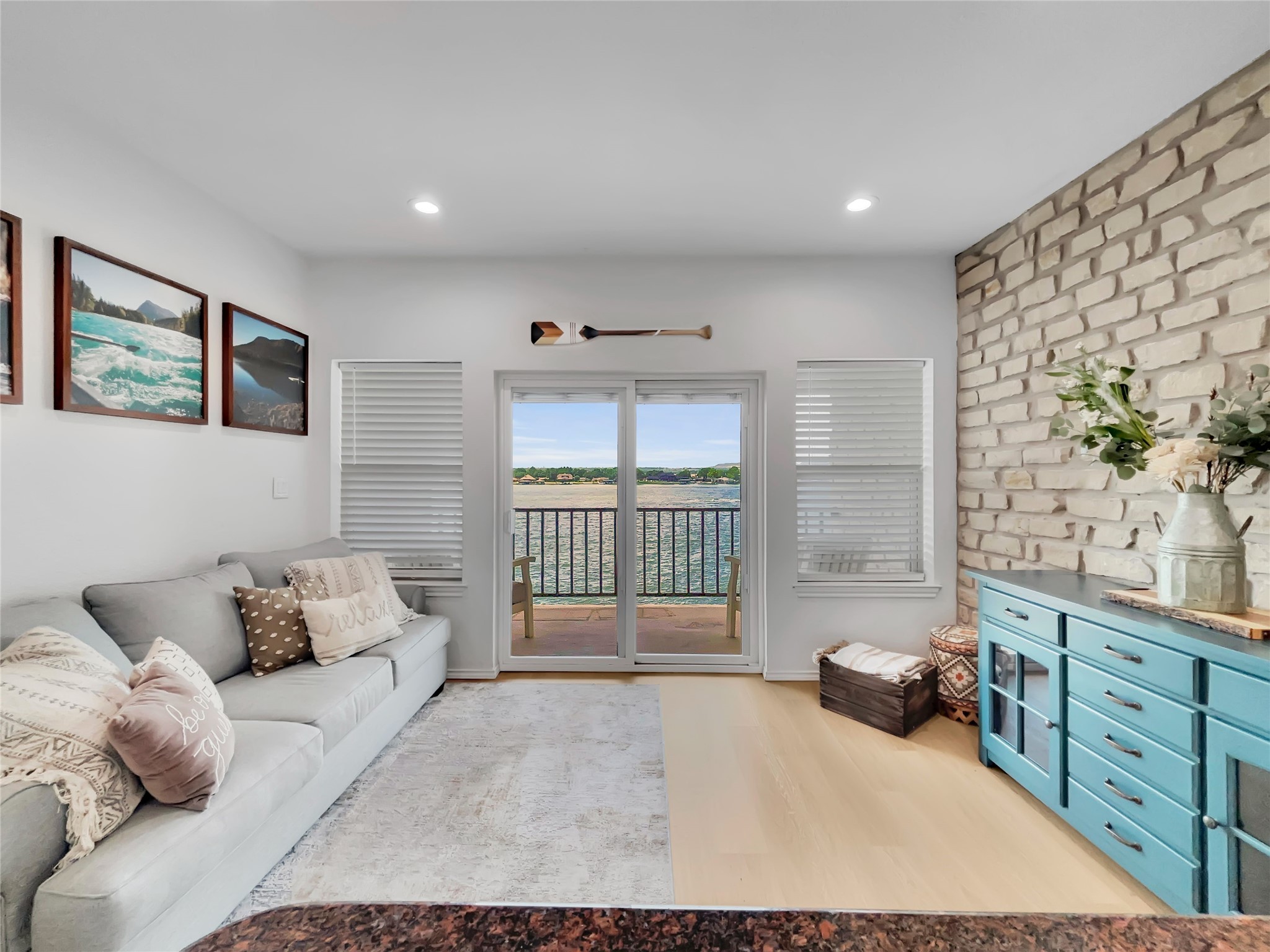 401 E Pearl Street Granbury TX 76048