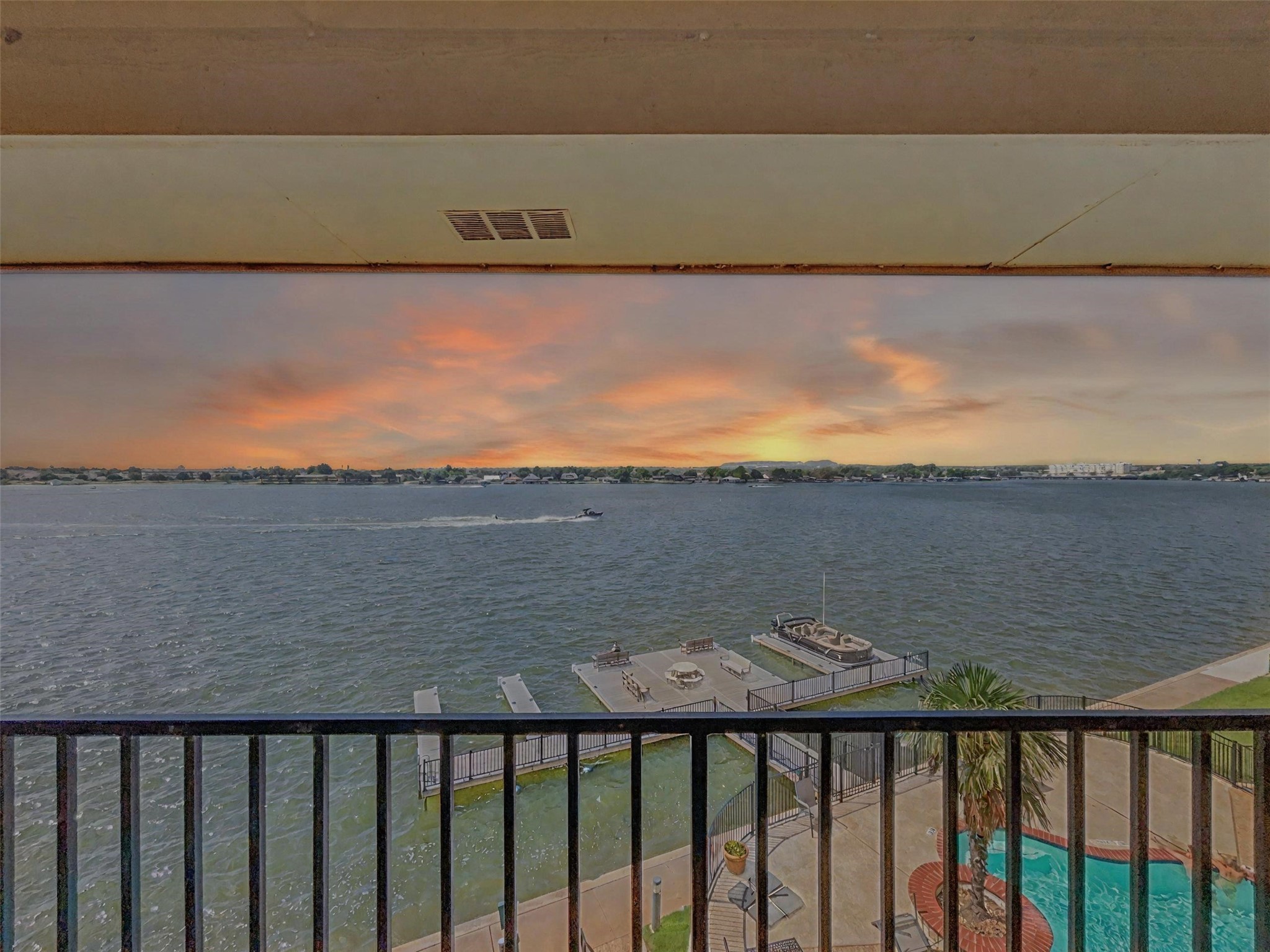 401 E Pearl Street Granbury TX 76048