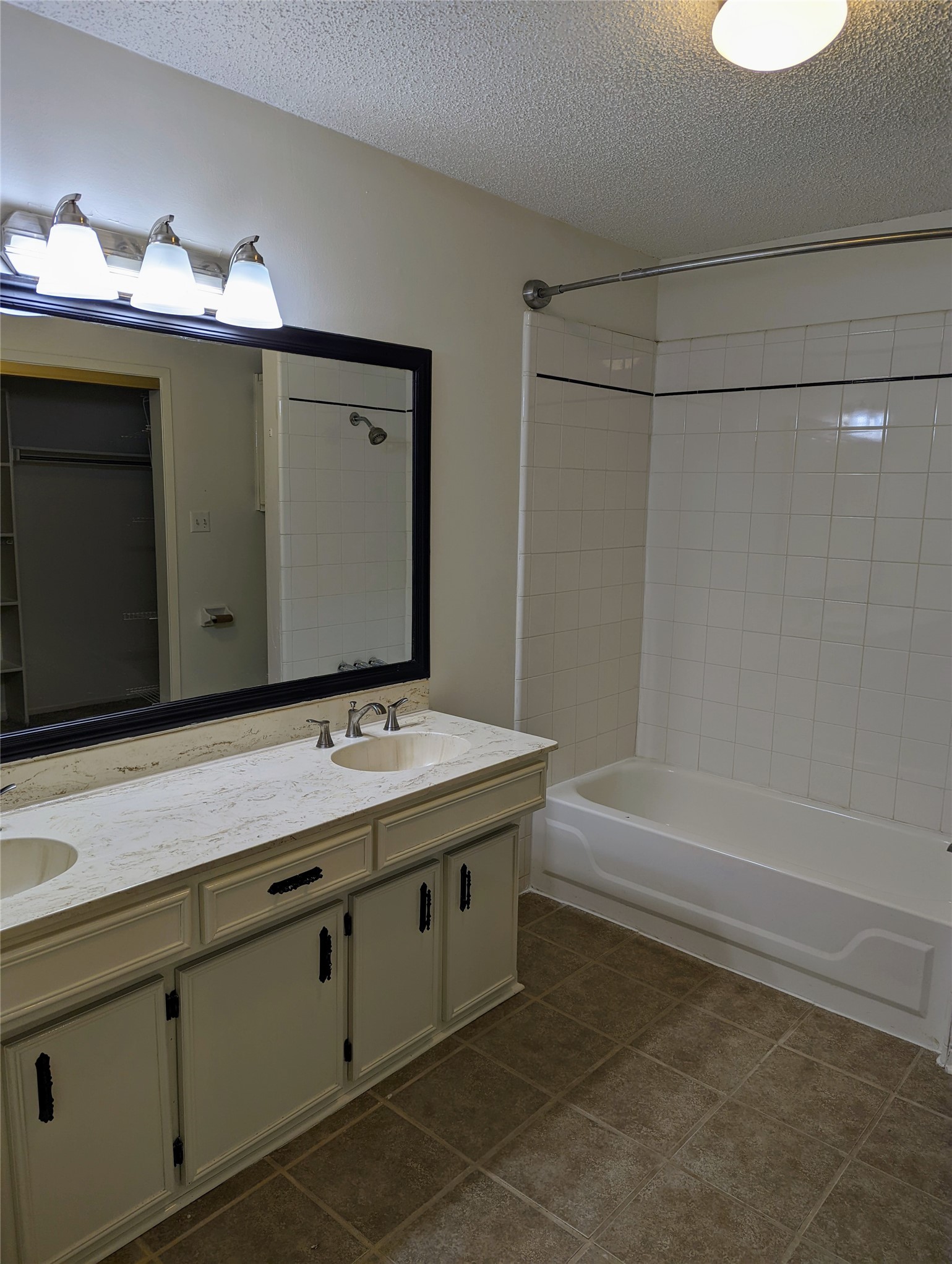 104 Brookdale Drive Highland Village TX 75077